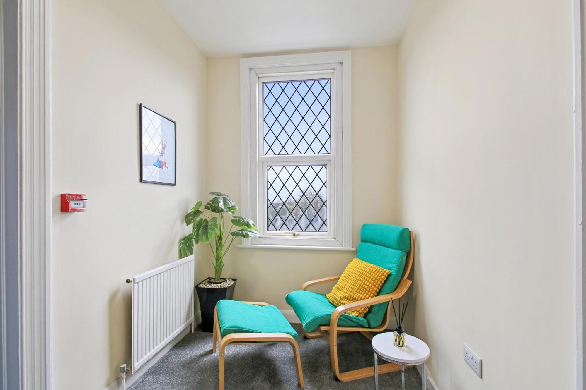 Home In Woodhouse, Leeds,Free 4 Car Parking,Free Wifi Leeds  Exterior photo